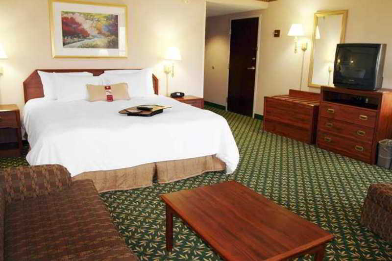 Holiday Inn Express - Horse Cave By Ihg Exterior photo